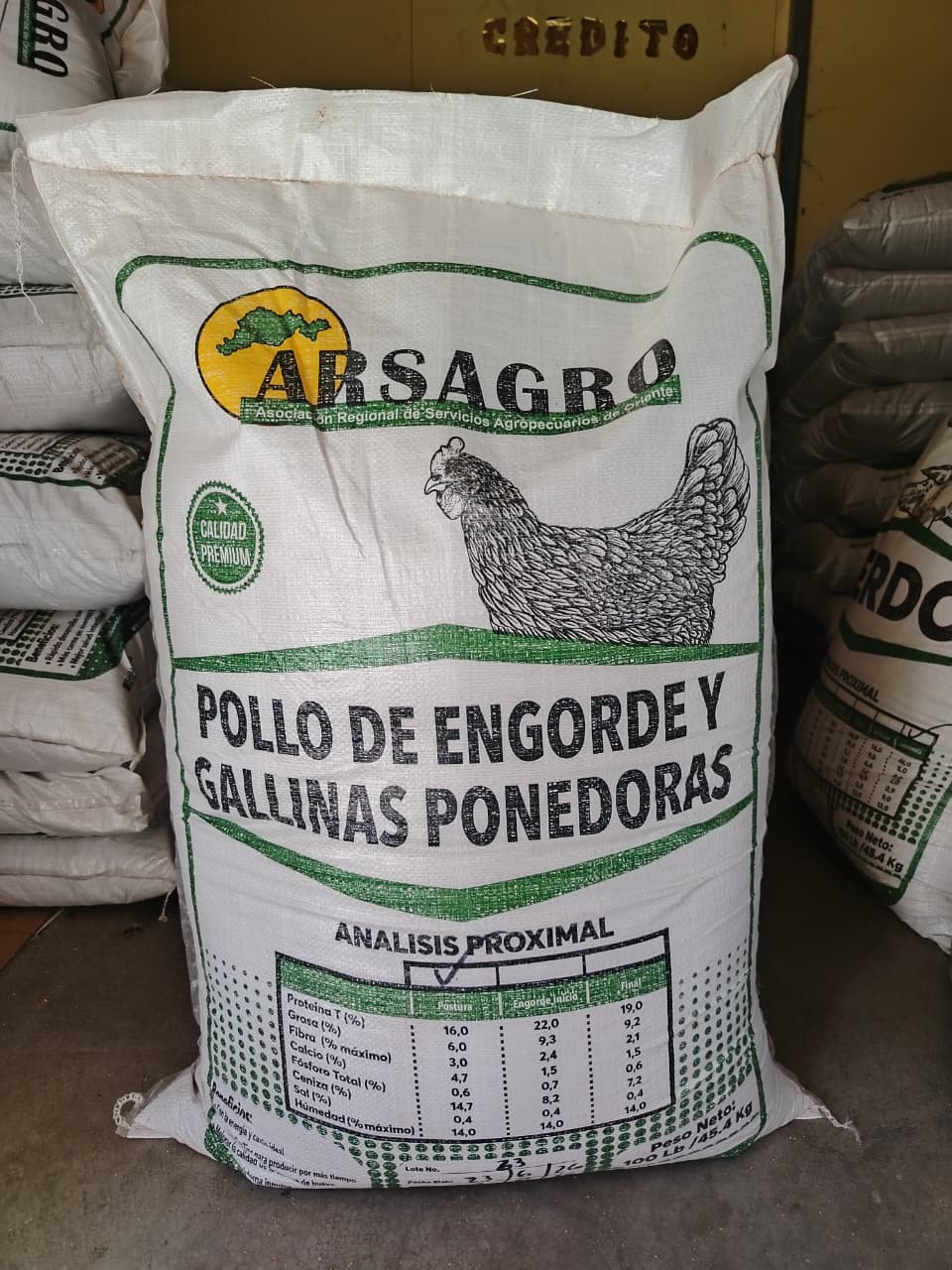 Alimento para pollo de Engorde y Gallinas ponedoras